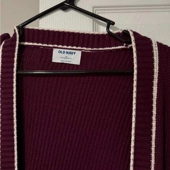 Old Navy Women's Burgundy Cardigan Sweater - Picture 3 of 3